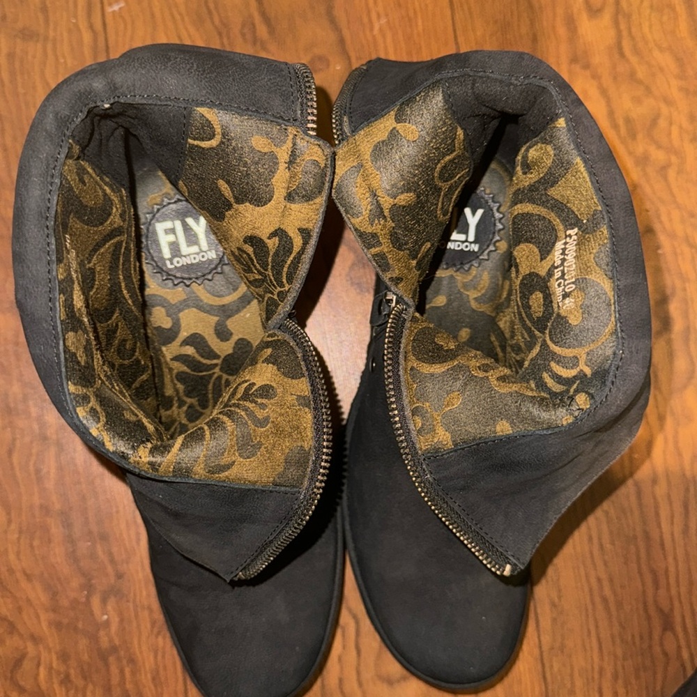 FLY London Nubuck Suede Leather Zip Mid Boots Yemi Black EU 40 / US 9.5 LIKE NEW - Picture 10 of 11